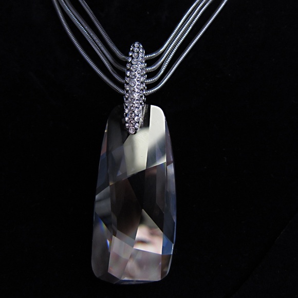 Swarovski Cobra Necklace 891627 - Picture 4 of 8